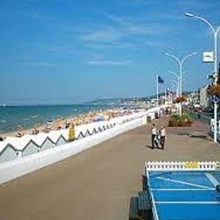 Appartement 2 Pieces Centre De Villers-Sur-Mer Avec Parking - Fr-1-712-40 Buitenkant foto